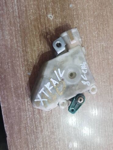 контроллеры raid md2 (низкопрофильный): Замок двери Nissan Б/у, Оригинал, Япония — 3