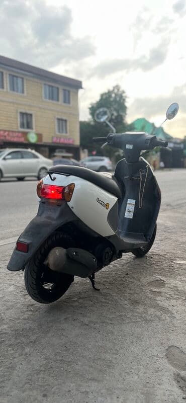 скутер бу бишкек: Тип скутера Suzuki, 50 куб. см, Бензин, Б/у — 2