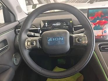 GAC: Электромобиль GAC Aion i6D (надпись AION на капоте, шильдик i6D сзади) — 9