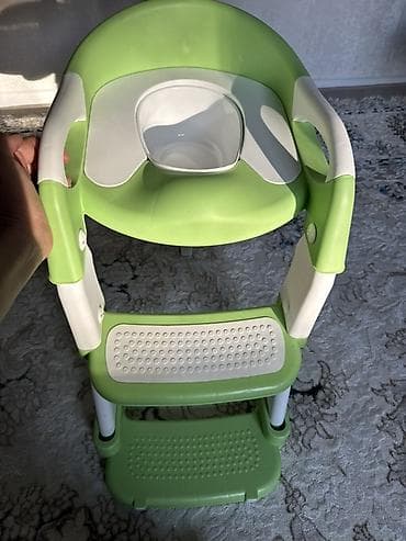 ванночка для детей: Детское сиденье-лестница для приучения к унитазу - Модель с двумя — 1