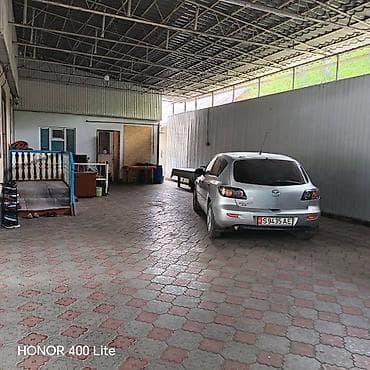 дом куплью: Просторный частный дом с большим крытым двором/навесом. - Крытая — 2