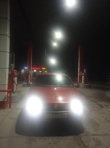 step spada: Volkswagen Passat: 1989 г., Бензин, Седан — 3