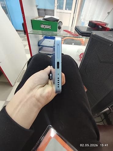 Техника жана электроника: Xiaomi, 13, Колдонулган, 128 ГБ, түсү - Көгүлтүр, 2 SIM — 6