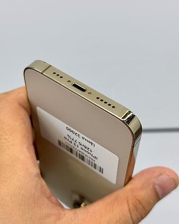 canon eos m: IPhone 13 Pro, Б/у, 128 ГБ, Matte Gold, Защитное стекло, Чехол, В рассрочку, 77 % — 4
