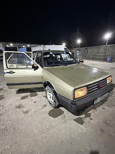 crown 813: Volkswagen Jetta: 1987 г., 1.8 л, Механика, Бензин, Седан — 4