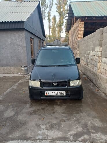 Daihatsu Gran Move: 2000 г., 1 л, Механика, Бензиновая, Фургон