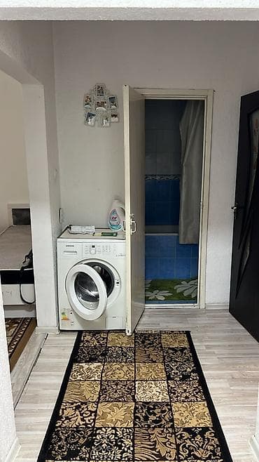 квартира в улан 2: Срочно продаю 2ком кв район гостиница 27дом 1этаж Планировка: - — 1