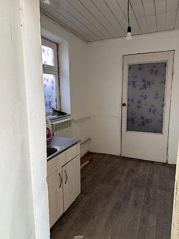 однокомнатная квартира: Сдается одно комнатная кв 
для 1-2 людей
без детей — 2