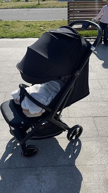 коляска на прокат: Коляска, цвет - Черный, Новый — 3
