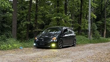 хит машина: Honda Fit: 2002 г., 1.5 л, Вариатор, Бензин, Хэтчбэк — 3