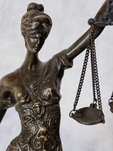 бронзовые подсвечники антиквариат: БРОНЗОВАЯ статуэтка ДРЕВНЕГРЕЧЕСКАЯ БОГИНЯ ПРОВОСУДИЯ ФОМИДА — 4