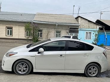 e60 m5: Toyota Prius: 2010 г., 1.8 л, Вариатор, Гибрид, Лифтбек — 3