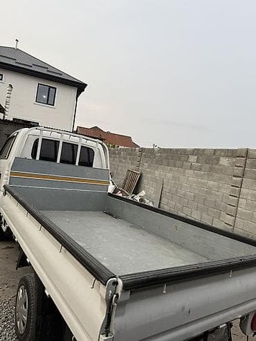 трактор беларус1221: Легкий грузовик, Kia, Стандарт, Б/у — 3