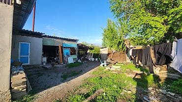 солнечный заряд: Дом с двором и хозяйственными постройками - Закрытая территория с — 4