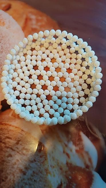 Торелочки под фрукты или конфеты,ежик,сани санты с оленем at lalafo.kg Торелочки под фрукты или конфеты,ежик,сани санты с оленем