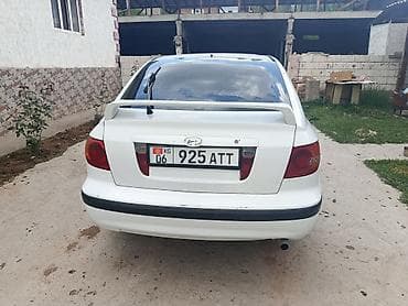 авто маг: Hyundai Elantra: 2001 г., Механика, Бензин, Хэтчбэк — 2