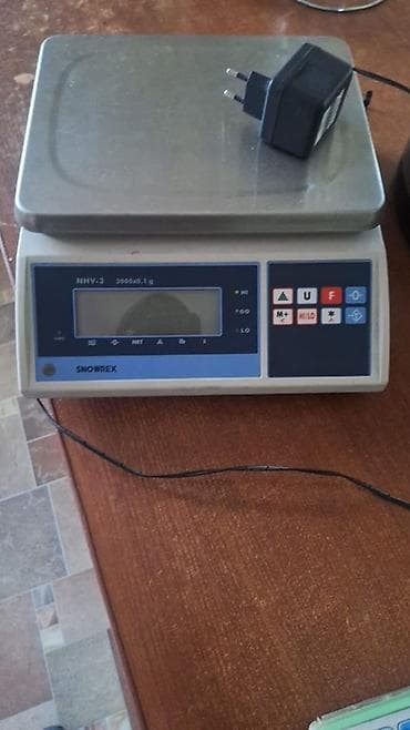 Электронные торговые весы (2 шт.) 1) Платформенные весы SNOWREX NHV-3