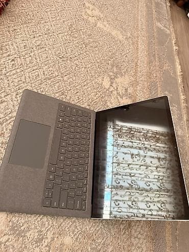 Ноутбуки Microsoft: Microsoft Surface Laptop (серебристый) - Экран 13.5" PixelSense с — 7