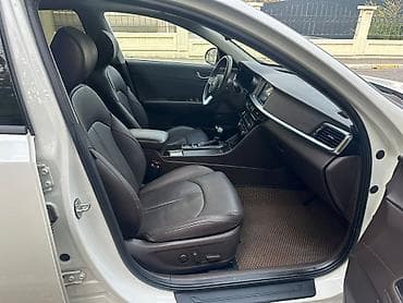 Kia K5: 2018 г., 2 л, Автомат, Газ, Седан — 8