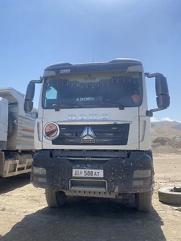285 30 20: HOWO самосвал 6x4 - Марка/модель: HOWO (CNHTC/Sinotruk) - Колесная — 1