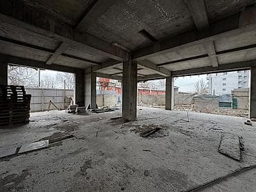 Продажа бутиков: Продаётся коммерческое помещение Район Дэн Сяопина — первая линия СК — 6