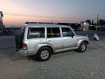 4: Представляем внедорожник Hyundai Galloper в серебристом цвете — 3