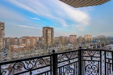 квартиры посуточно 2 комнатные: 2 комнаты, Душевая кабина, Постельное белье, Кондиционер — 11
