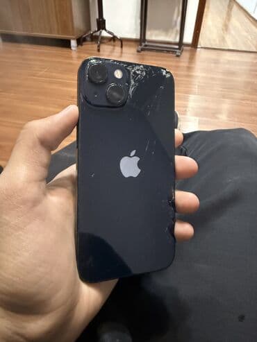 IPhone 13, Б/у, 128 ГБ, Midnight, Чехол, 79 %