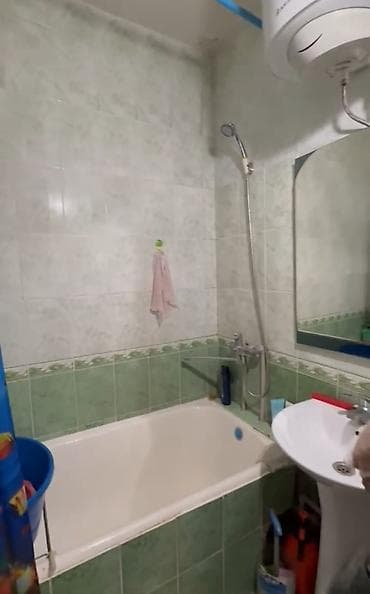 Недвижимость: 2 комнаты, 50 м², 7 мкр 105 серия, 5 этаж, Косметический ремонт — 8