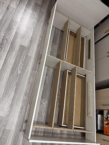 Эмерек: Бир кишилик керебет, Колдонулган, Сактоо кутусу менен, узуну - 190 см — 3