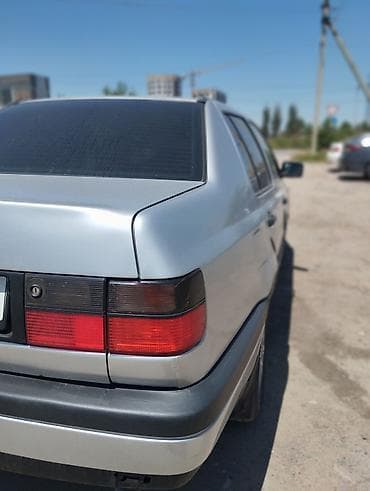вента: Volkswagen Vento: 1995 г., 1.8 л, Механика, Бензин, Седан — 6