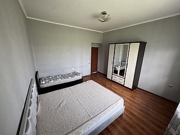 кара балта гоцтиниса: 3 этажный Танхаус вместе с цокольным этажом общая полезная площадь — 6