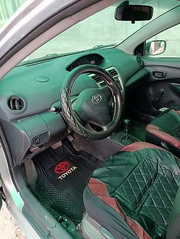 Продажа авто: Toyota Yaris: 2008 г., 1.5 л, Автомат, Бензин, Седан — 3