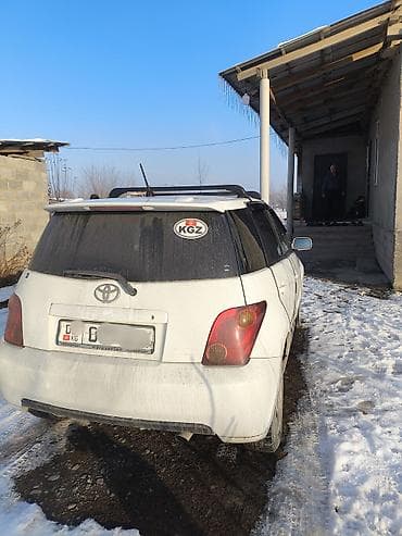 Toyota Ist: 2002 г., 1.5 л, Автомат, Бензин, Хэтчбэк