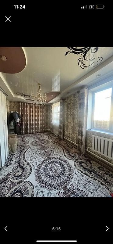 osh hostel: Двухэтажный кирпичный дом. Адрес: Фуркат, улица Нурмамат ажы — 6