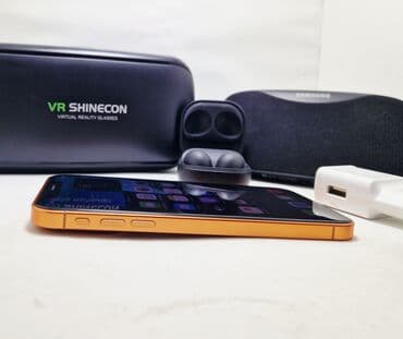 чехол чехлы: IPhone 17 Pro, Б/у, 128 ГБ, Желтый, Наушники, Зарядное устройство, Защитное стекло, 100 % — 10