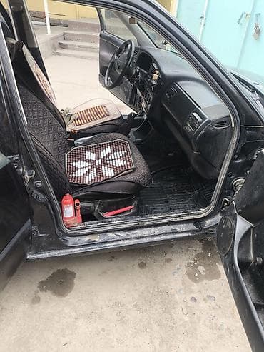Продажа авто: Volkswagen Golf: 1994 г., 1.8 л, Механика, Бензин, Универсал — 6