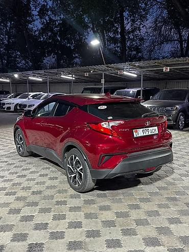 byd e2 2022: Toyota C-HR: 2017 г., 2 л, Автомат, Бензин, Кроссовер — 3
