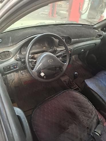 Hyundai Accent: 1998 г., 1.5 л, Механика, Бензин, Седан — 3