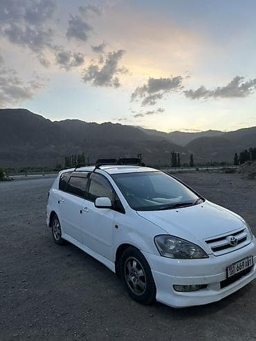 prius plus: Toyota Ipsum: 2002 г., 2.4 л, Автомат, Бензин, Минивэн — 7