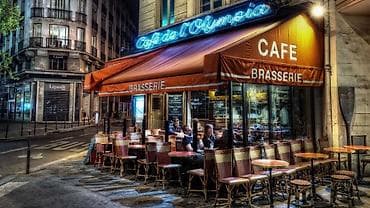 Помещение под кофейню, кафе, магазин Золотой квадрат первый этаж