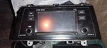 Багажники на крышу и фаркопы: Штатная мультимедийная система Subaru Clarion - Оригинальная головная — 2