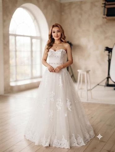 Үлпөт көйнөгү, 2XL, Прованс стиль, Ичи көрүнүп турган жеңдер, Ичиги менен, Шифон, А-силуэт, Пайеткалар, Гүлдүү элементтер, Гүлдүү торчо, Колдонулган — 3