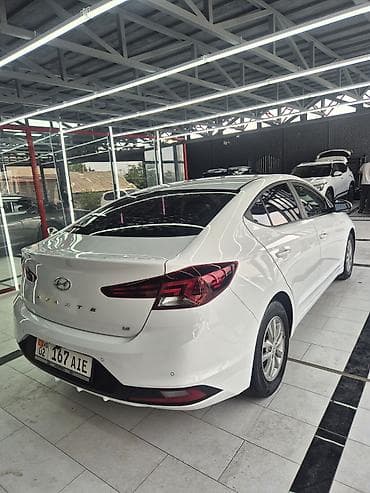 hyundai solaris i: Hyundai Avante: 2019 г., 1.6 л, Автомат, Бензин, Седан — 5