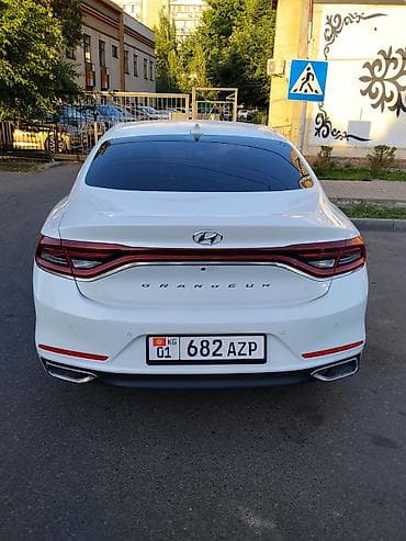 geely galaxy e5: Hyundai Grandeur: 2019 г., 2.4 л, Автомат, Бензин, Седан — 3