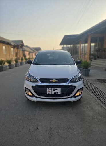нарашка портер 1: Chevrolet Spark: 2020 г., 1 л, Вариатор, Бензин, Хэтчбэк — 1