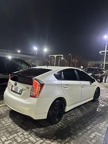 двигатель поло: Toyota Prius: 2014 г., 1.8 л, Вариатор, Гибрид, Хэтчбэк — 9