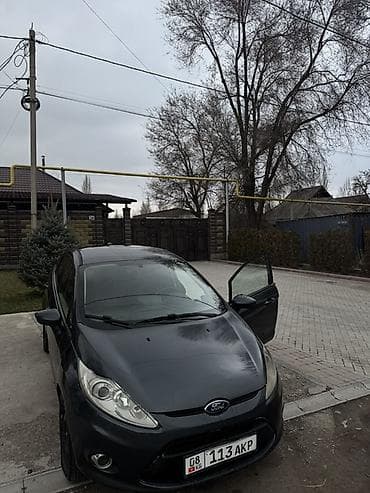 golf v: Ford Fiesta: 2011 г., 1.5 л, Вариатор, Бензин, Седан — 3