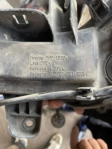 нексия 2 фара нархлари: Передняя правая фара Lexus Б/у — 3