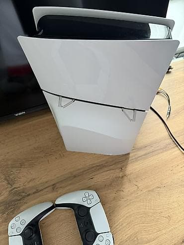 Sony PlayStation: Продаю Sony PlayStation 5 slim версия с дисководом+ 2 беспроводных — 2